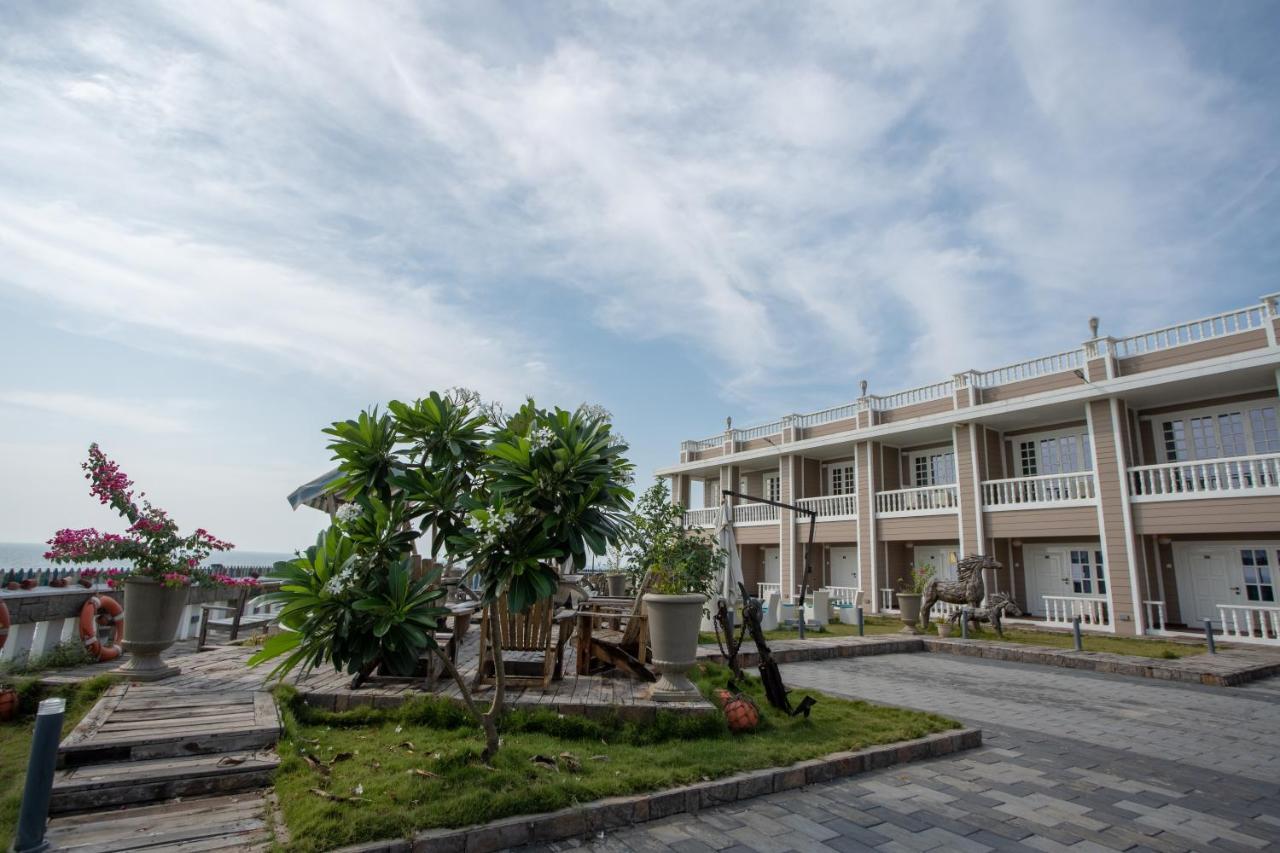 State Beach Resort And Spa Kannur Esterno foto