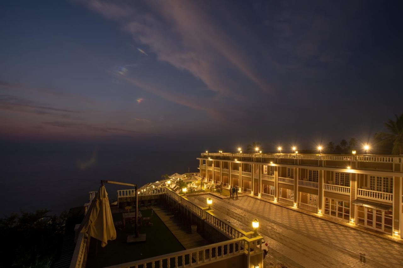 State Beach Resort And Spa Kannur Esterno foto