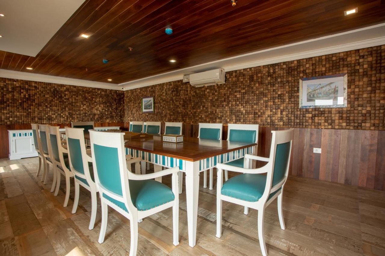 State Beach Resort And Spa Kannur Esterno foto